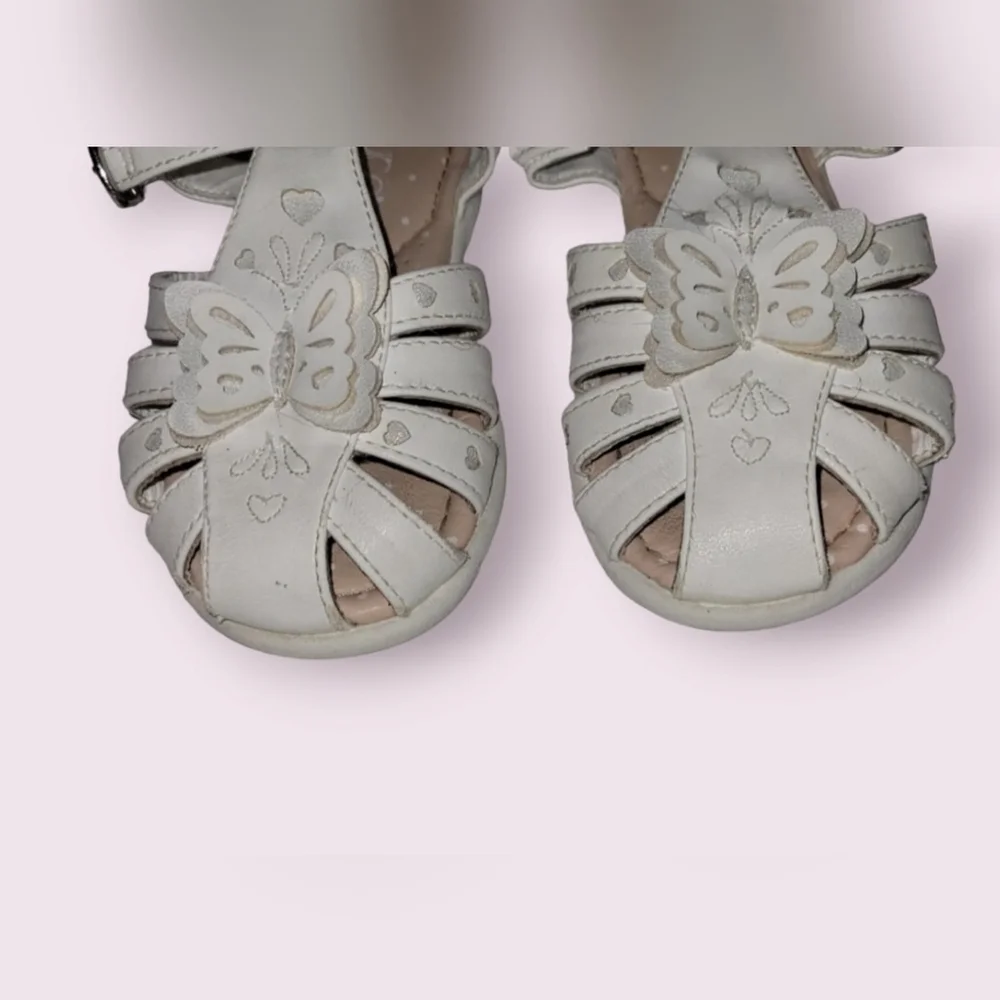 Sugar Butterfly Sandals Girl's size 10 Baby Toddler White